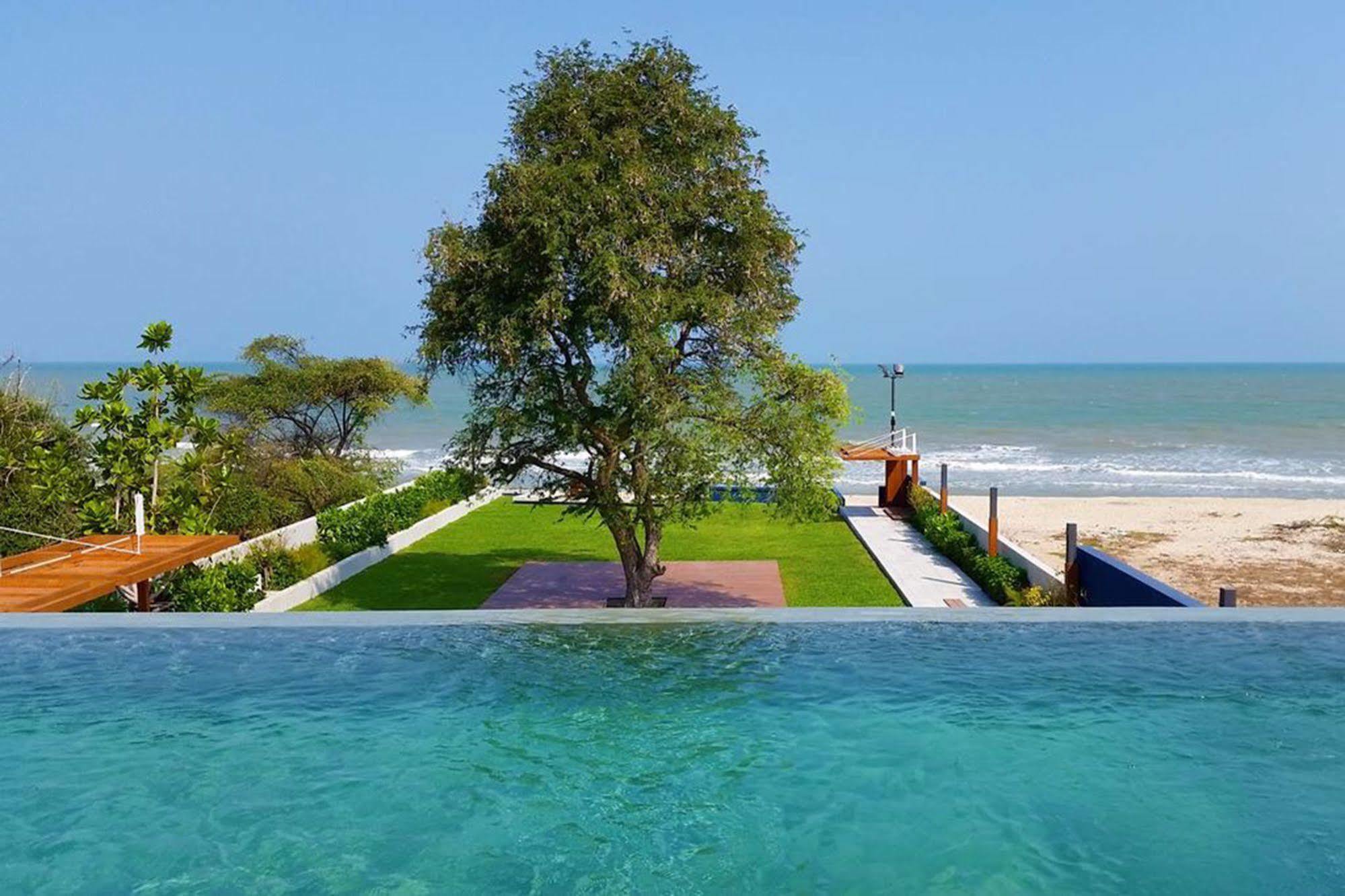 Baan Thew Talay Blue Sapphire Apartment Cha-Am Bagian luar foto